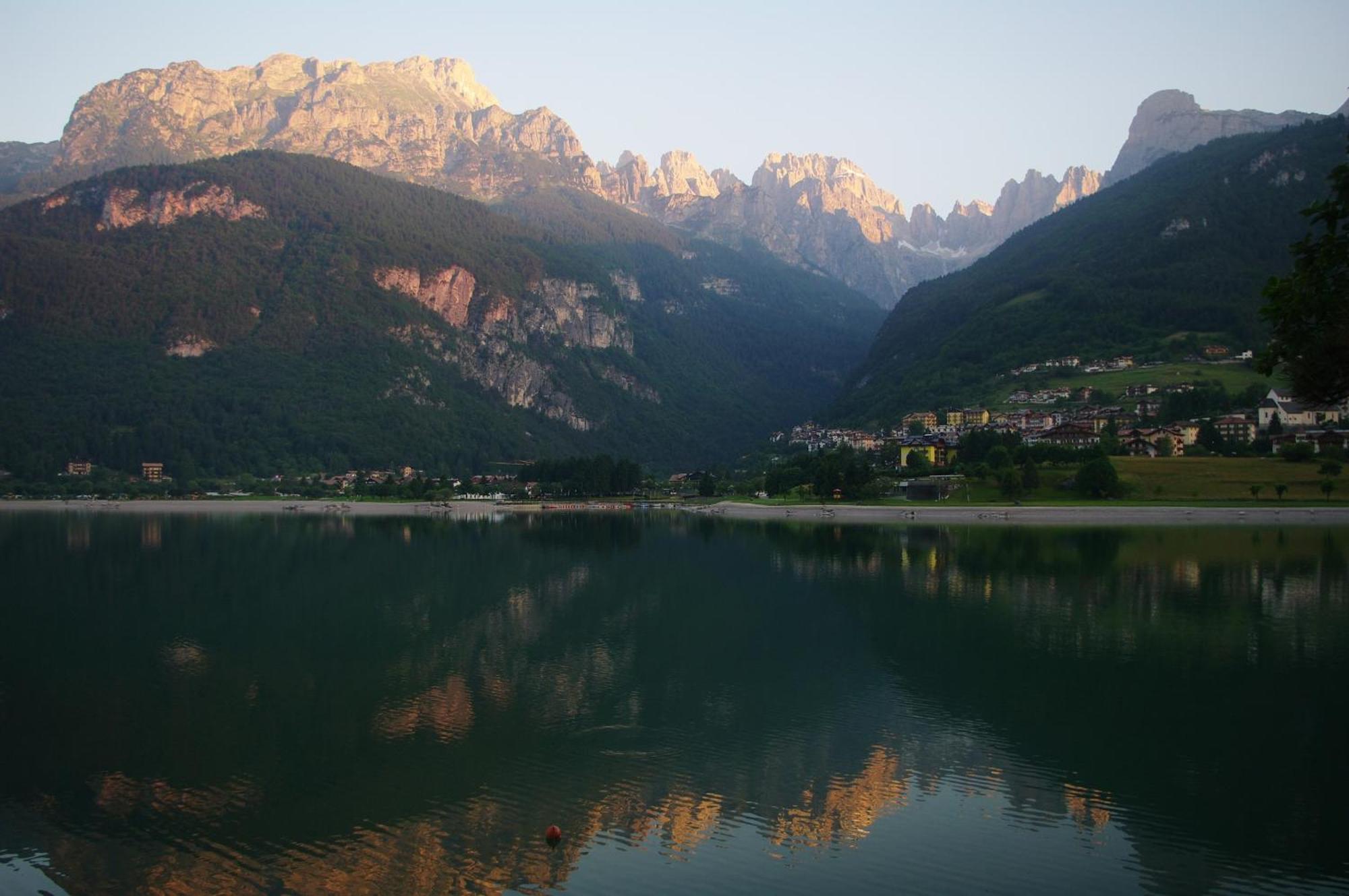 Lago Park Hotel Molveno Ngoại thất bức ảnh