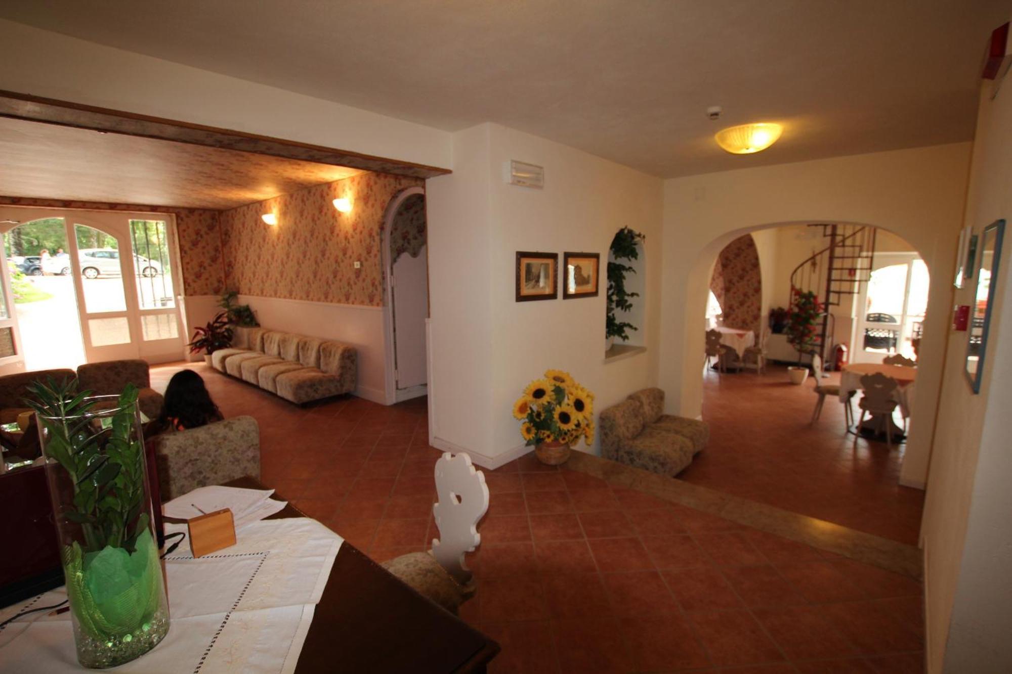 Lago Park Hotel Molveno Ngoại thất bức ảnh