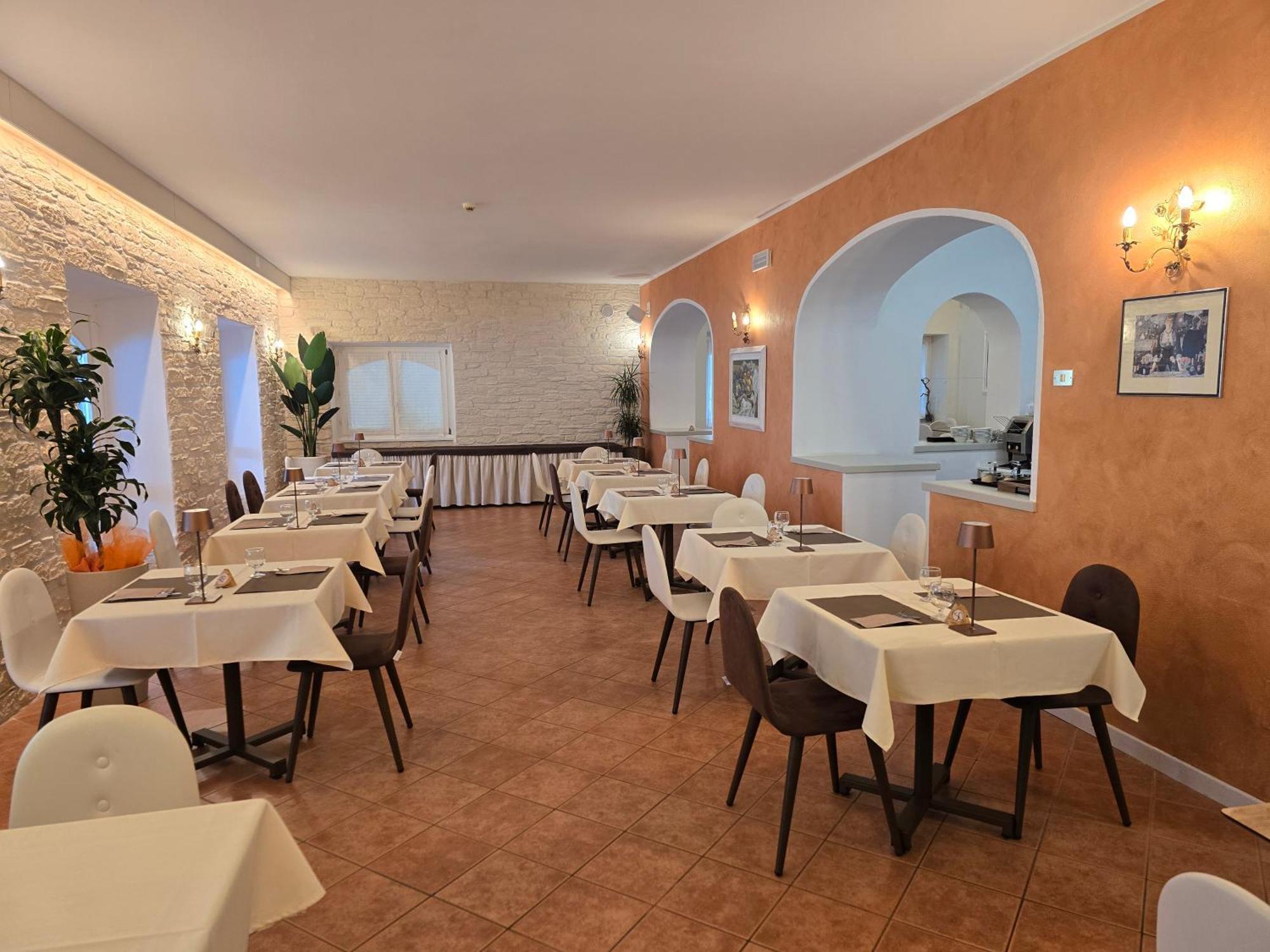 Lago Park Hotel Molveno Ngoại thất bức ảnh