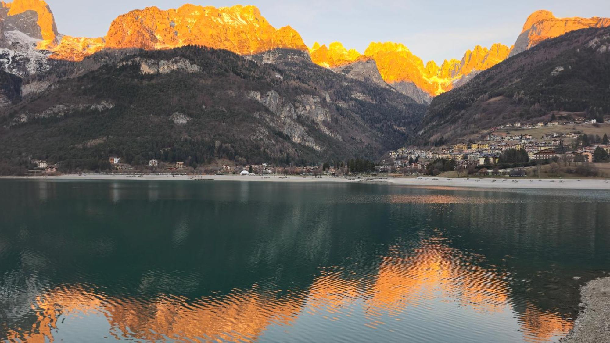 Lago Park Hotel Molveno Ngoại thất bức ảnh