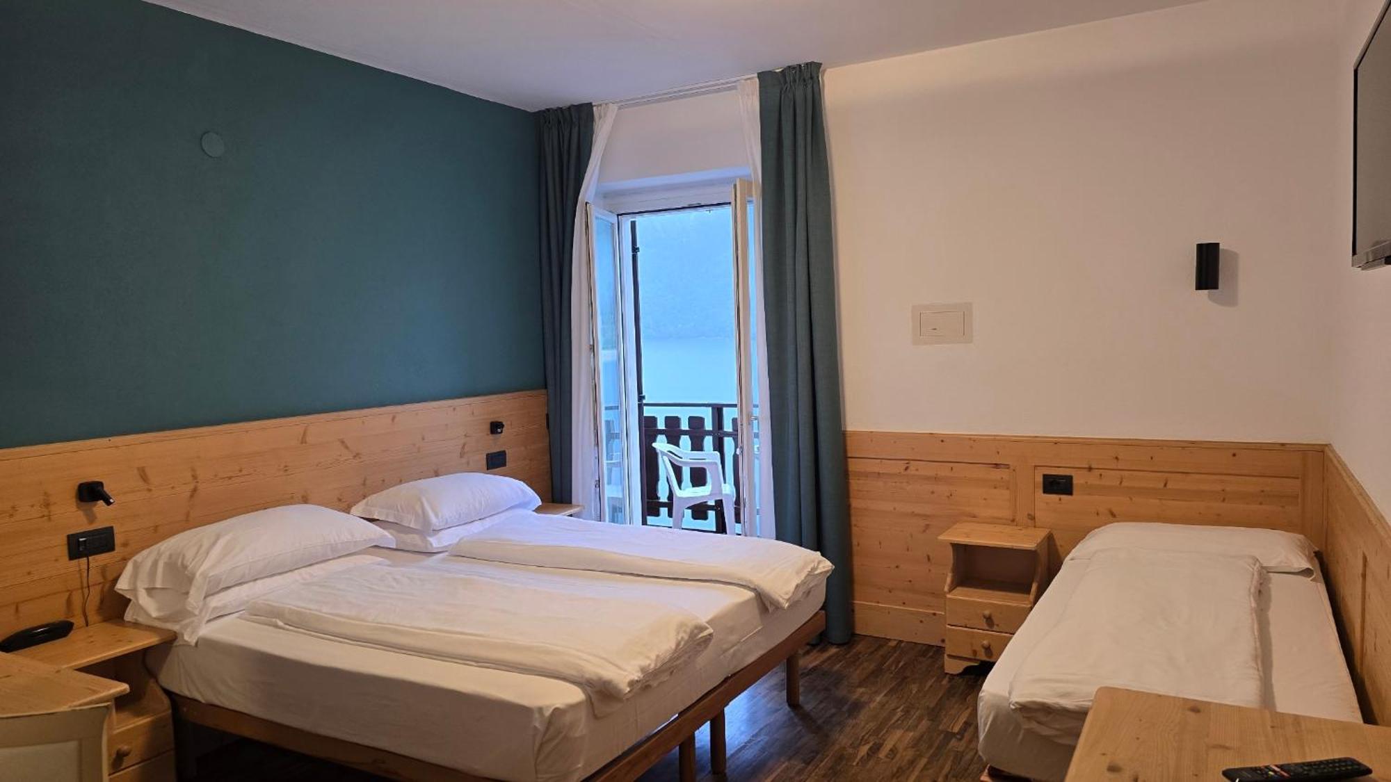 Lago Park Hotel Molveno Ngoại thất bức ảnh