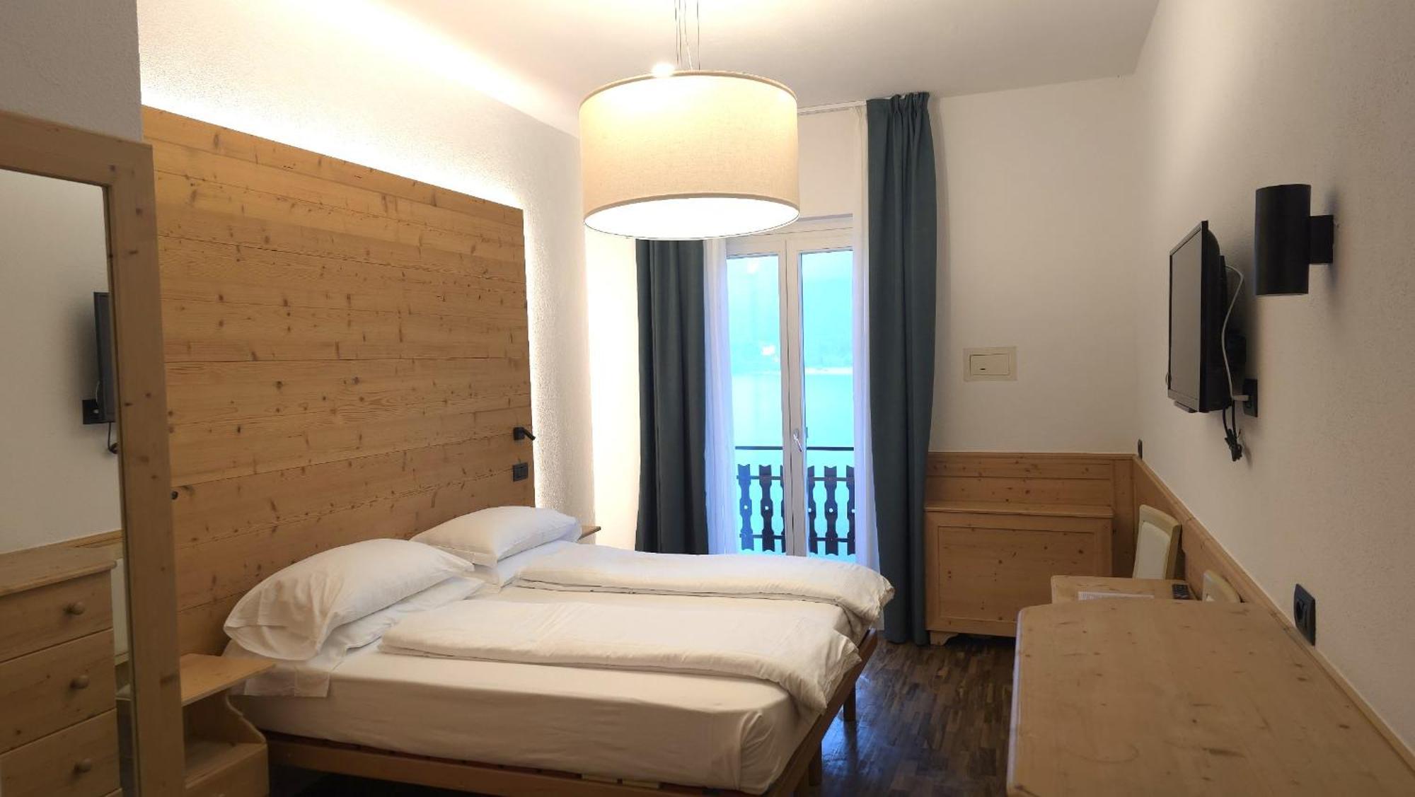 Lago Park Hotel Molveno Ngoại thất bức ảnh