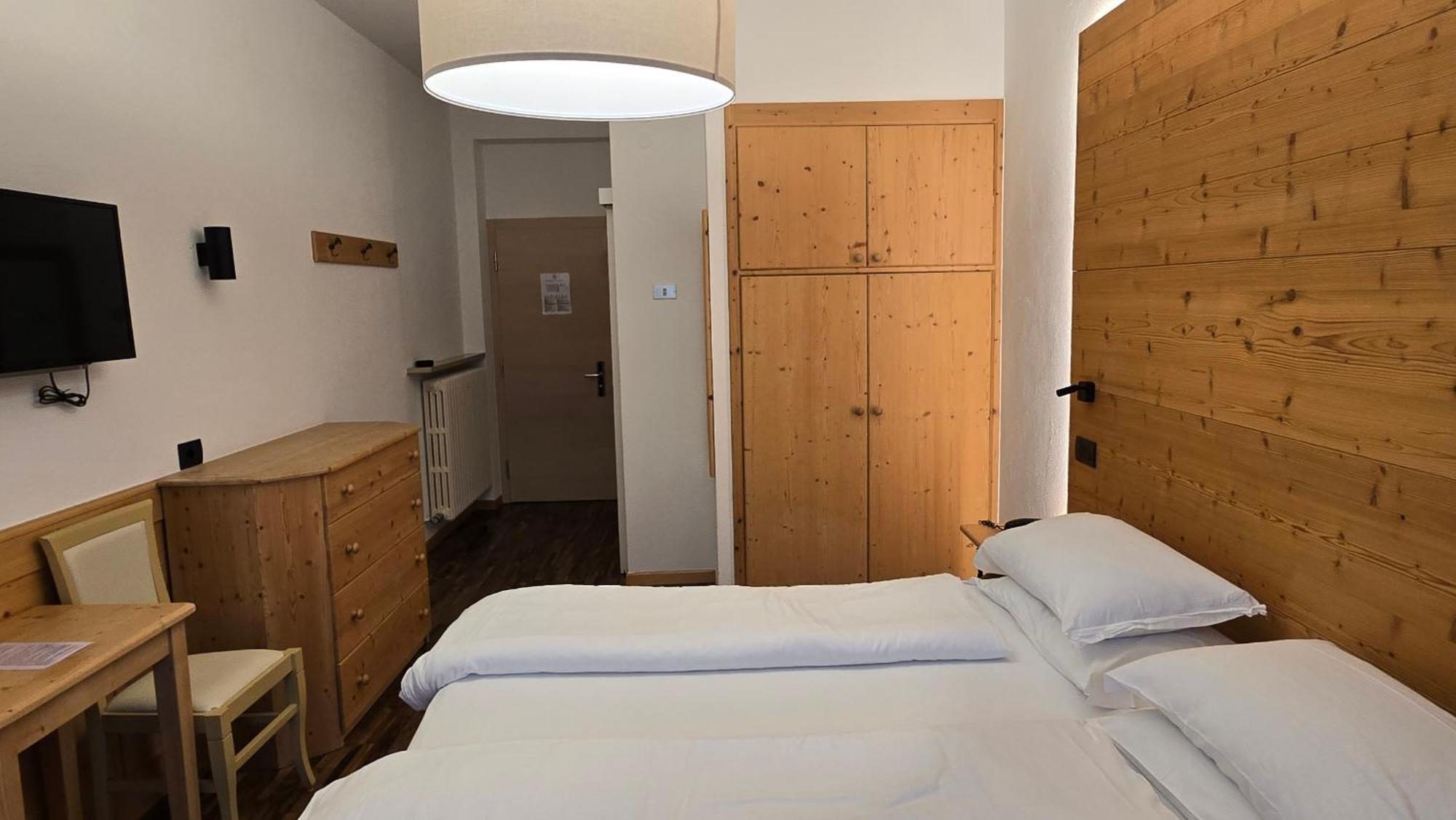 Lago Park Hotel Molveno Ngoại thất bức ảnh